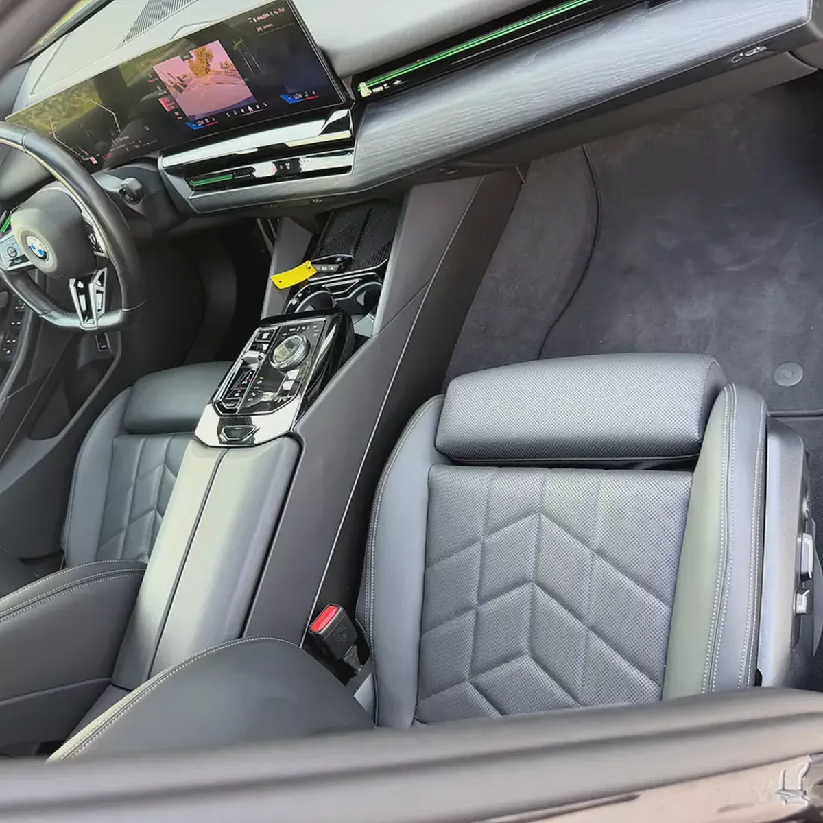 2024 BMW 530i Full Option | Clean Title | Original Paint | Luxury Sedan | Like New-14-14