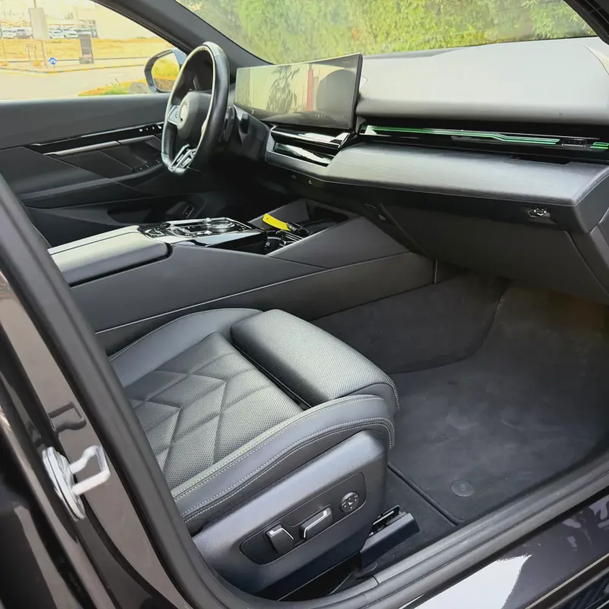 2024 BMW 530i Full Option | Clean Title | Original Paint | Luxury Sedan | Like New-15-15