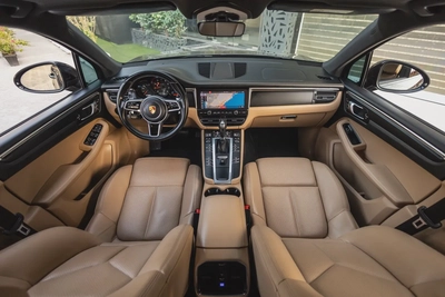 Porsche Macan 2021-10