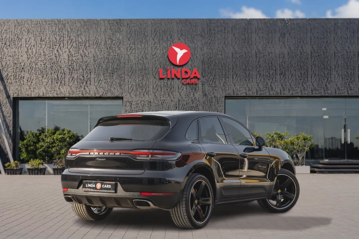 Porsche Macan 2021-8-8