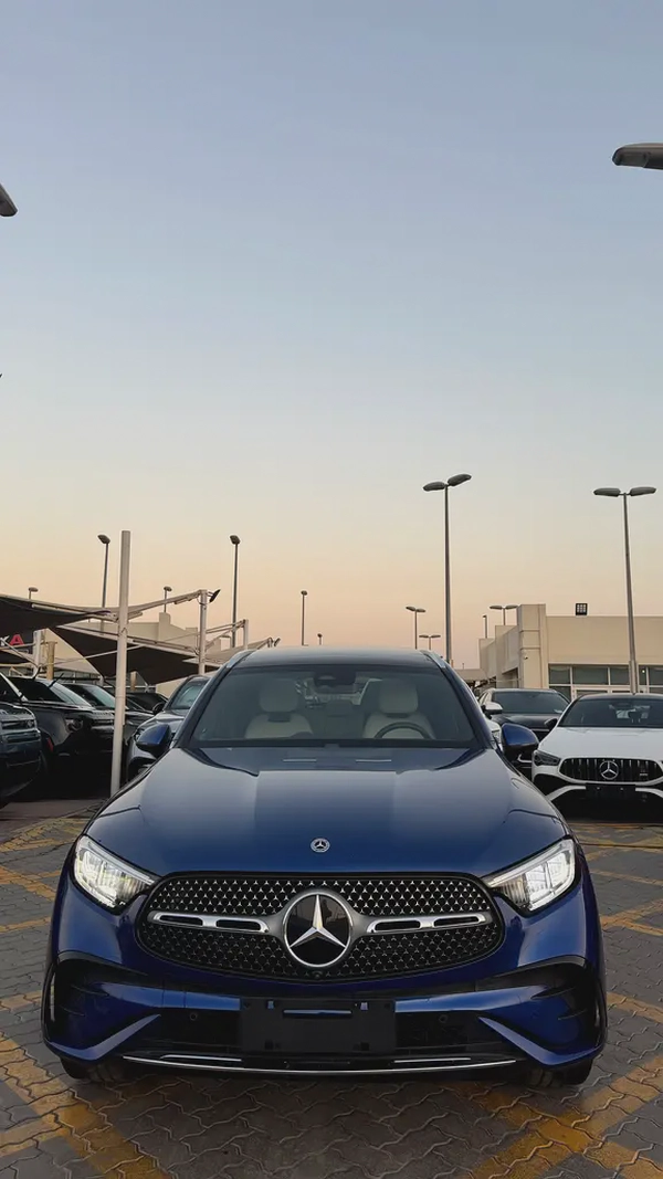 2023 Mercedes-Benz GLC 300 4MATIC - American Specs - GCC Stock