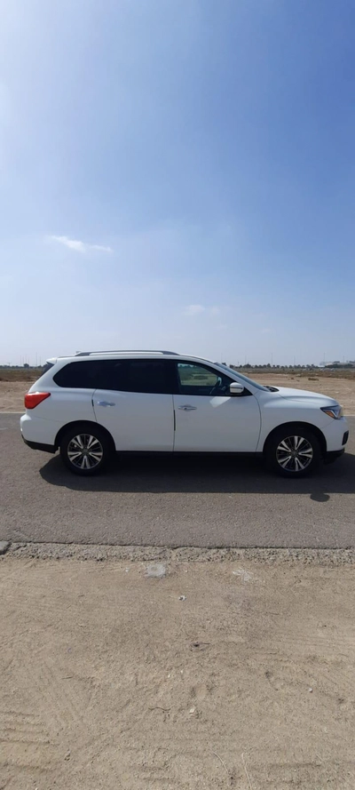 Nissan Pathfinder 2020 SL TRIM-6