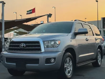 Toyota Sequoia SR5 2016 | GCC Specs | Well Maintained Family SUV-0