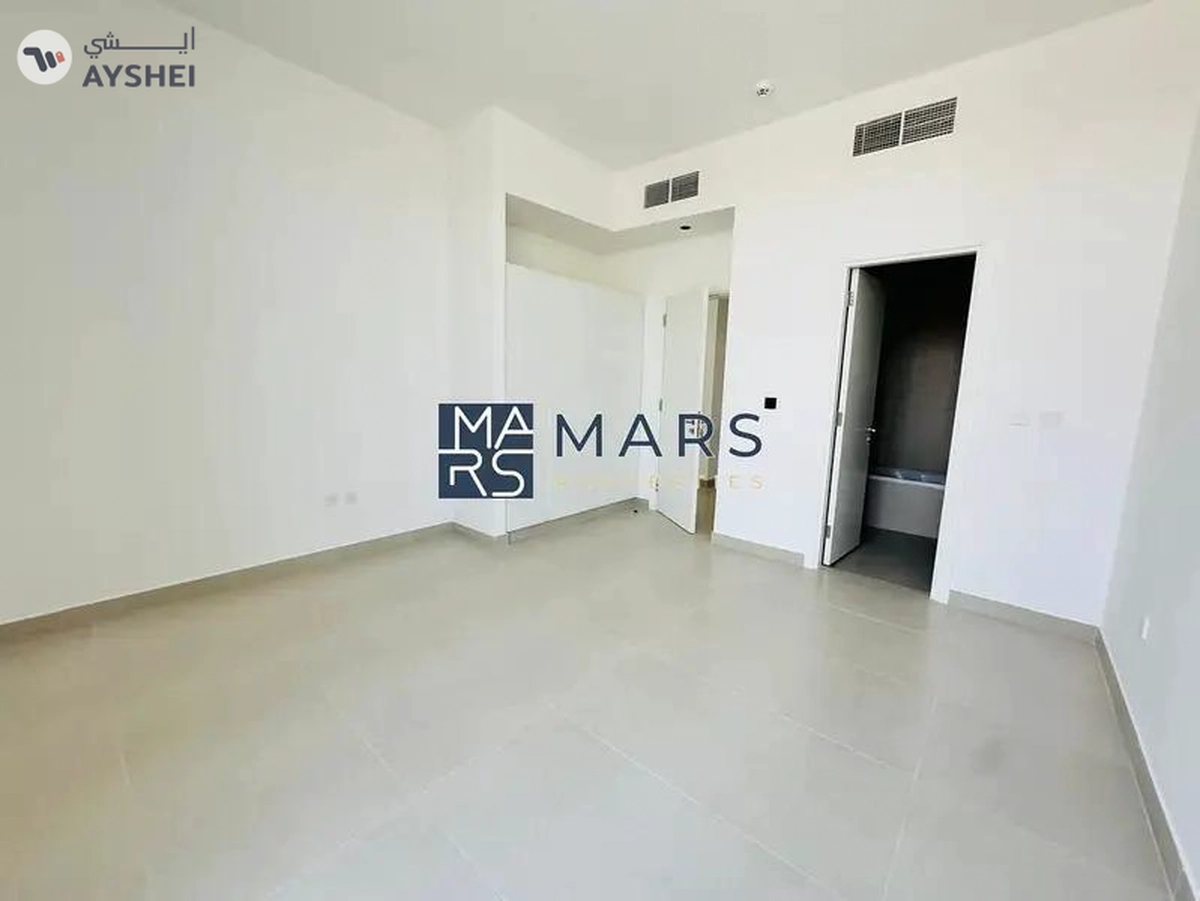 Corner Unit Ready To Move in Gated Community-7-7