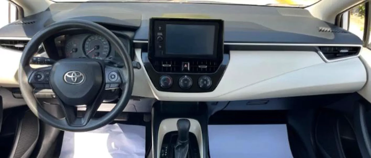 White Toyota Corolla Sedan-6-6