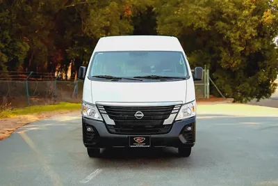 High-Roof 13-Seater Passenger Van | Manual | GCC Specs | Ref#N85144-4