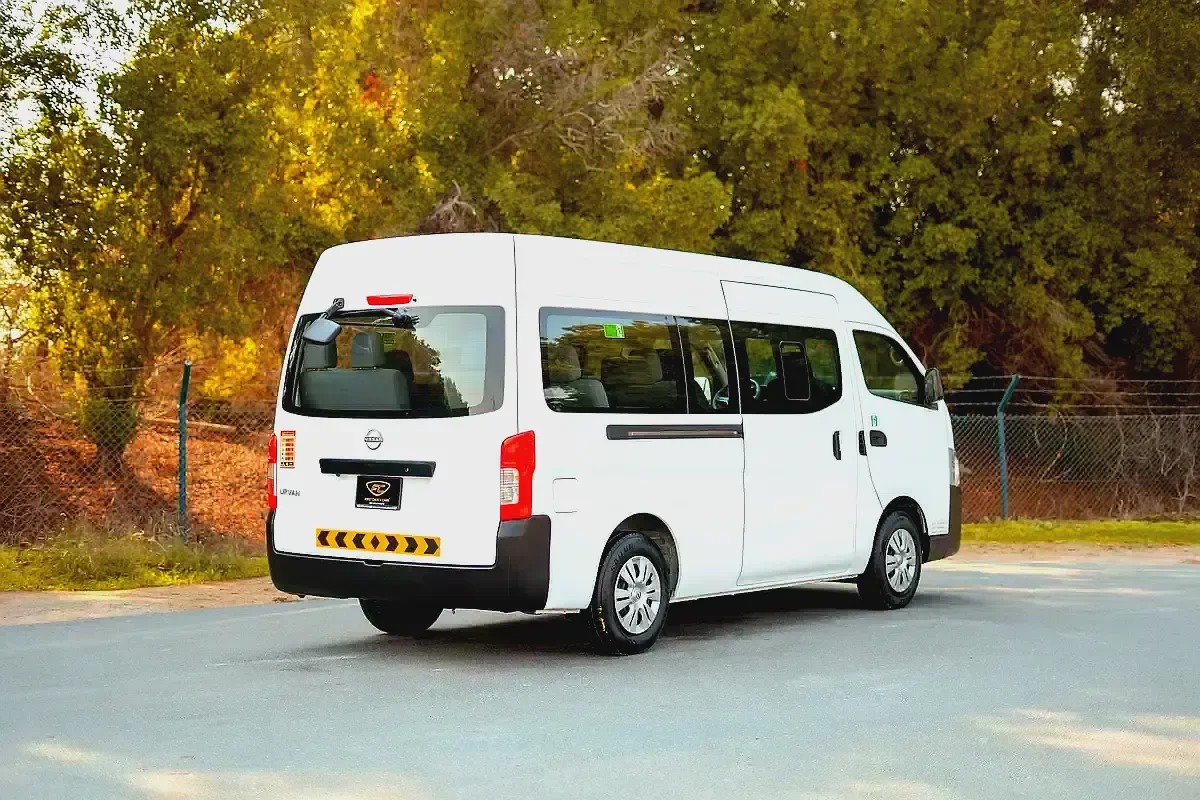 High-Roof 13-Seater Passenger Van | Manual | GCC Specs | Ref#N85144-2-2