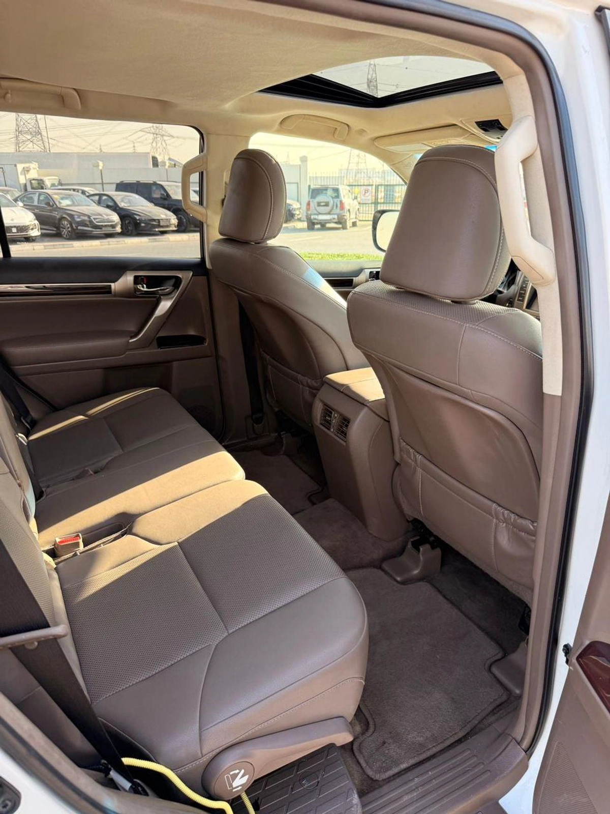 Lexus GX460 Premier 4.6L Full option-15-15