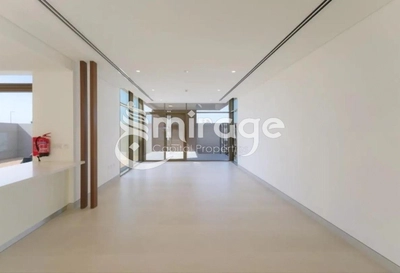 TOWNHOUSE FOR SALE IN NAD AL DHABI, AL JUBAIL ISLAND-10