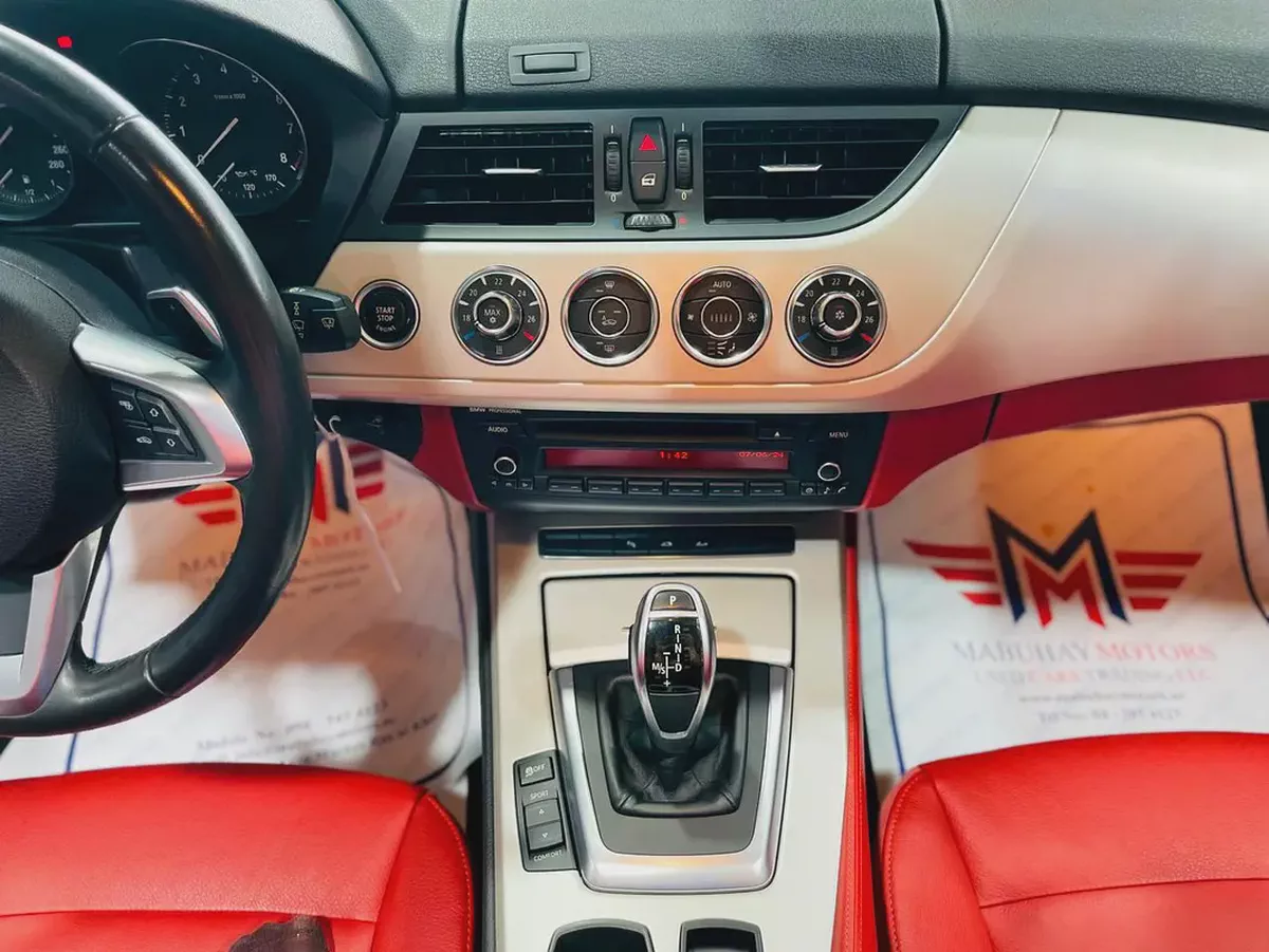 BMW Z4 sDrive20i 2012 GCC Specs-10-10