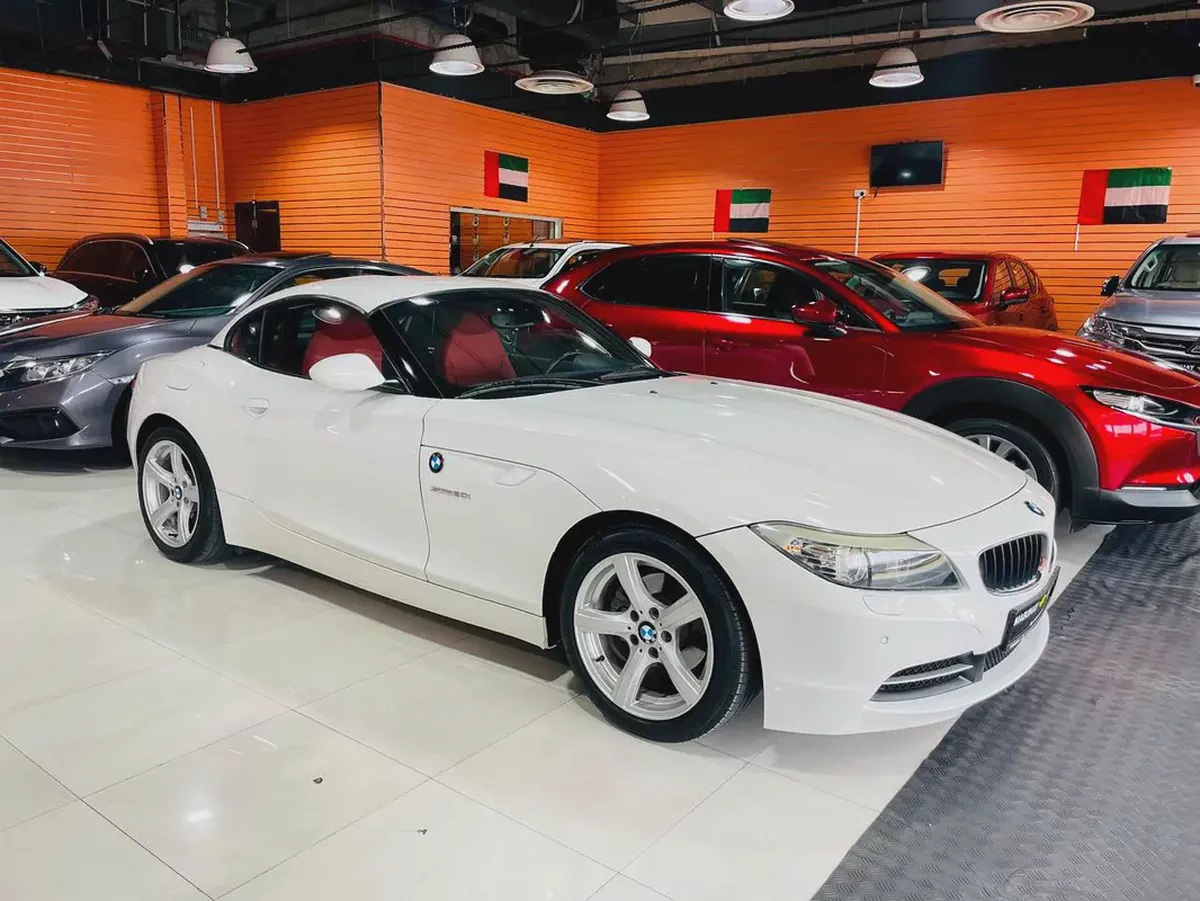 BMW Z4 sDrive20i 2012 GCC Specs