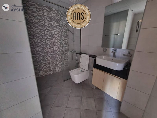 Luxury store room 3bhk 3bathrooms in 130k balcony wardrobes 1parking free