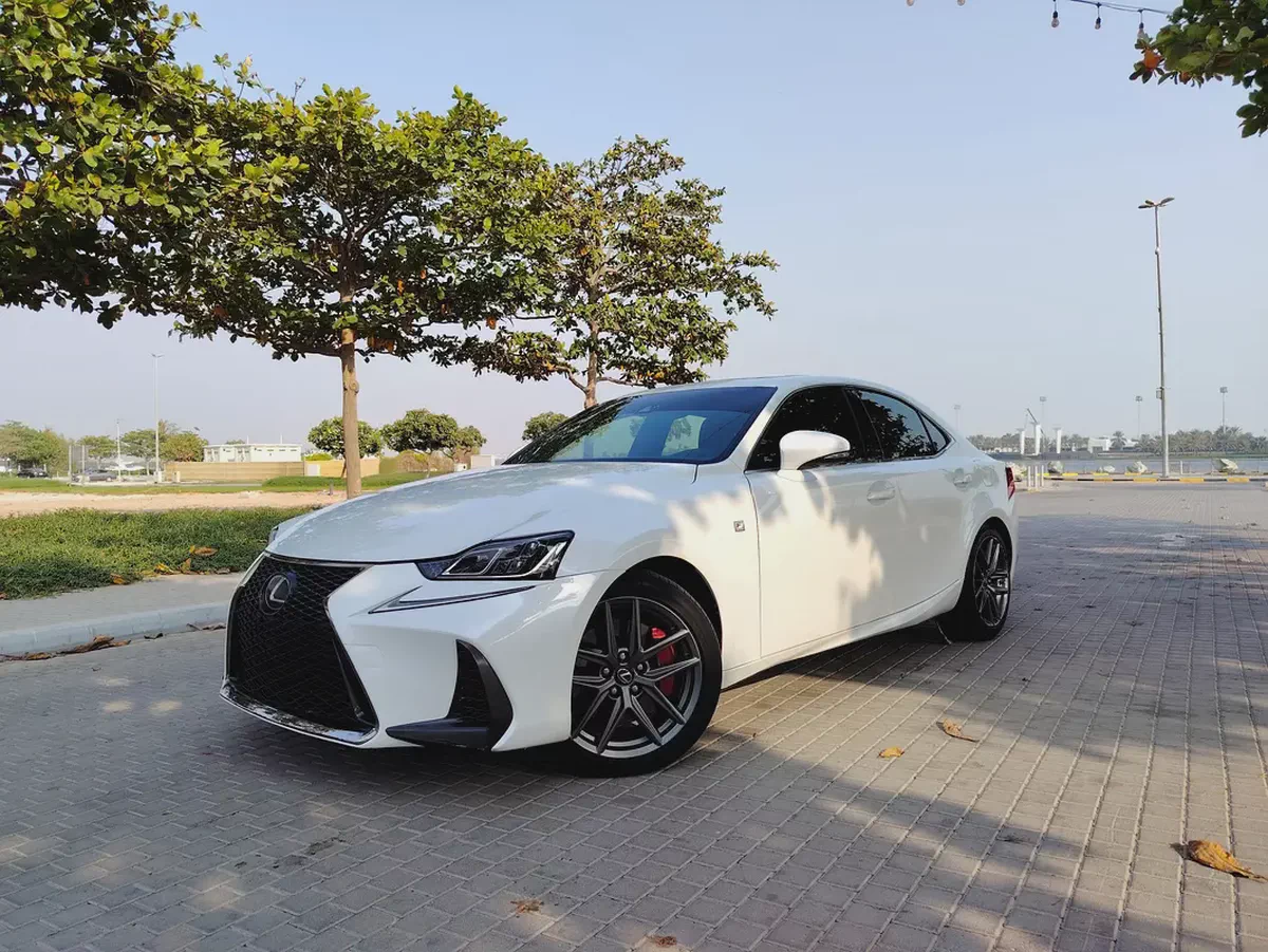 Lexus IS 300 Platinum 2017 | Well Maintained | American Specs Premium Condition V6-2-2