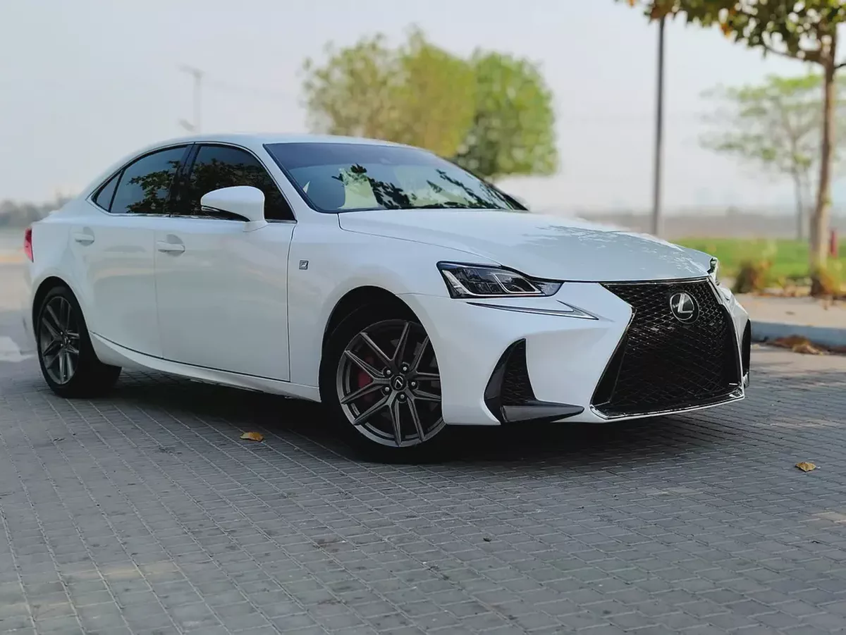 Lexus IS 300 Platinum 2017 | Well Maintained | American Specs Premium Condition V6-6-6