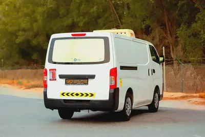 Standard Roof Chiller Van | Manual | GCC Specs | Ref#N32515-2