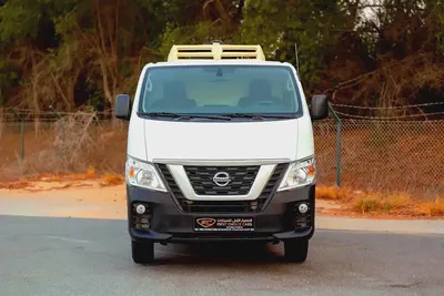 Standard Roof Chiller Van | Manual | GCC Specs | Ref#N32515-4