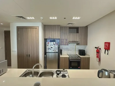 High Floor | Seaview| Fully Furnished-4