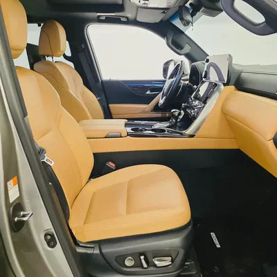 AED 7034 PM | LEXUS LX 600 SIGNATURE 2024 | UNDER AGENCY WARRANTY & SERVICE CONTRACT AUG 2030 | GCC-12