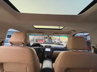 Ford Explorer- XLT -2017 -GCC -FREE ACCIDENT—FULL OPTIONS-LOW MILAGE-EXCELLENT CONDITION-9