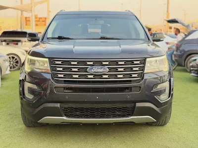 Ford Explorer- XLT -2017 -GCC -FREE ACCIDENT—FULL OPTIONS-LOW MILAGE-EXCELLENT CONDITION-2