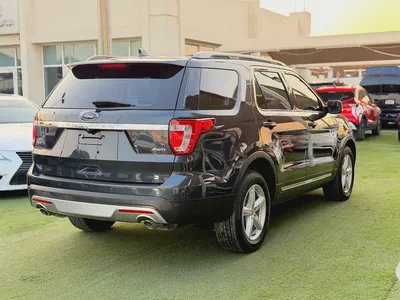 Ford Explorer- XLT -2017 -GCC -FREE ACCIDENT—FULL OPTIONS-LOW MILAGE-EXCELLENT CONDITION-4