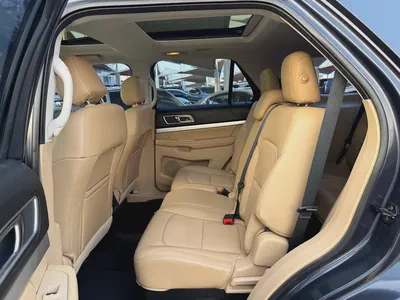Ford Explorer- XLT -2017 -GCC -FREE ACCIDENT—FULL OPTIONS-LOW MILAGE-EXCELLENT CONDITION-8