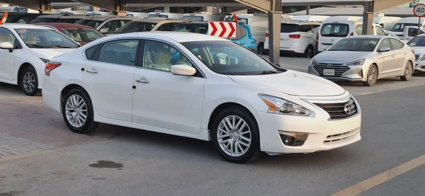 Nissan Altima S 2015 - Canadian Specs - GCC Ready