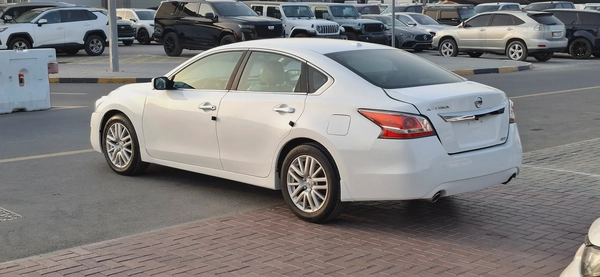 Nissan Altima S 2015 - Canadian Specs - GCC Ready