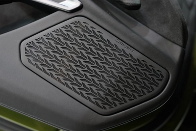 Lamborghini Revuelto 2025-11