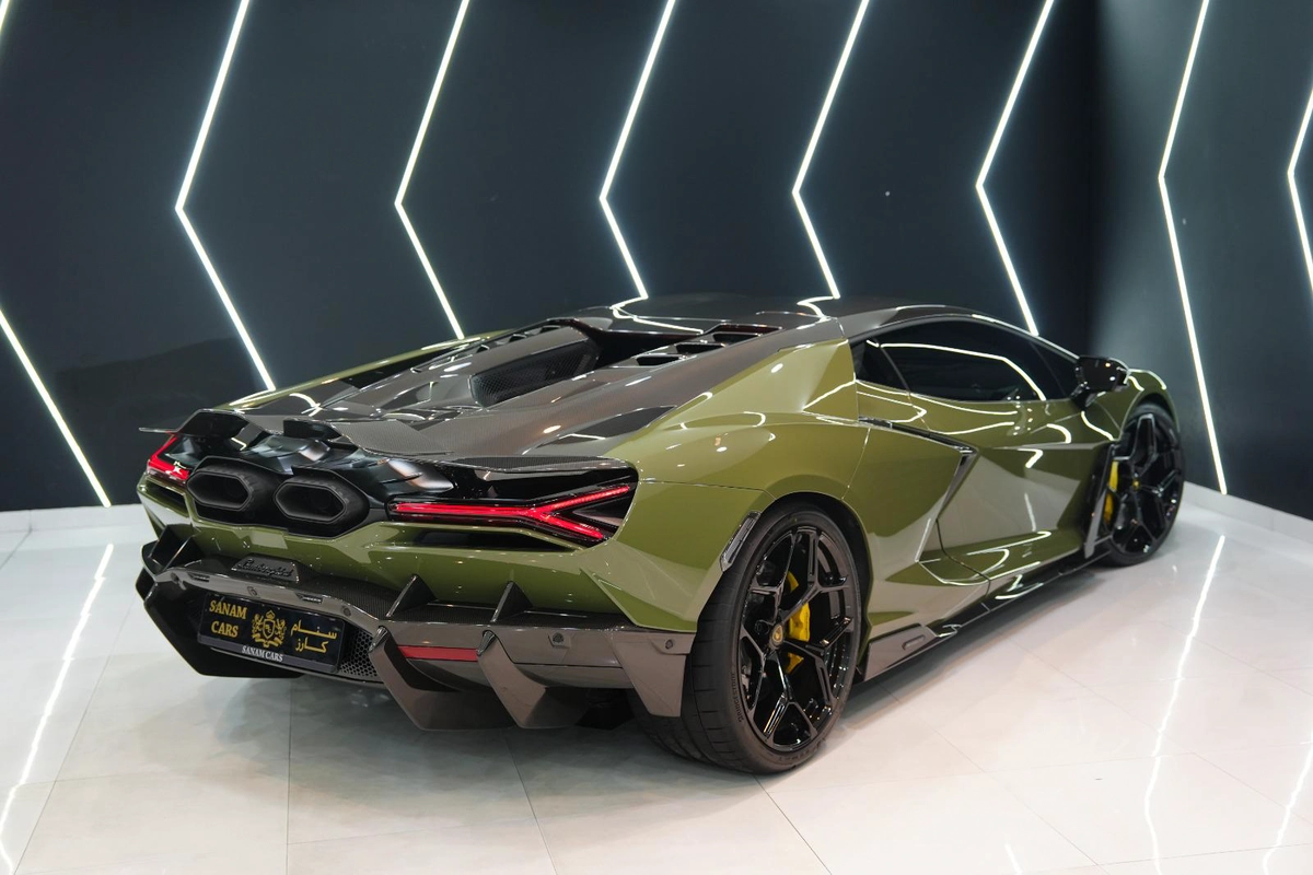 Lamborghini Revuelto 2025-19-19