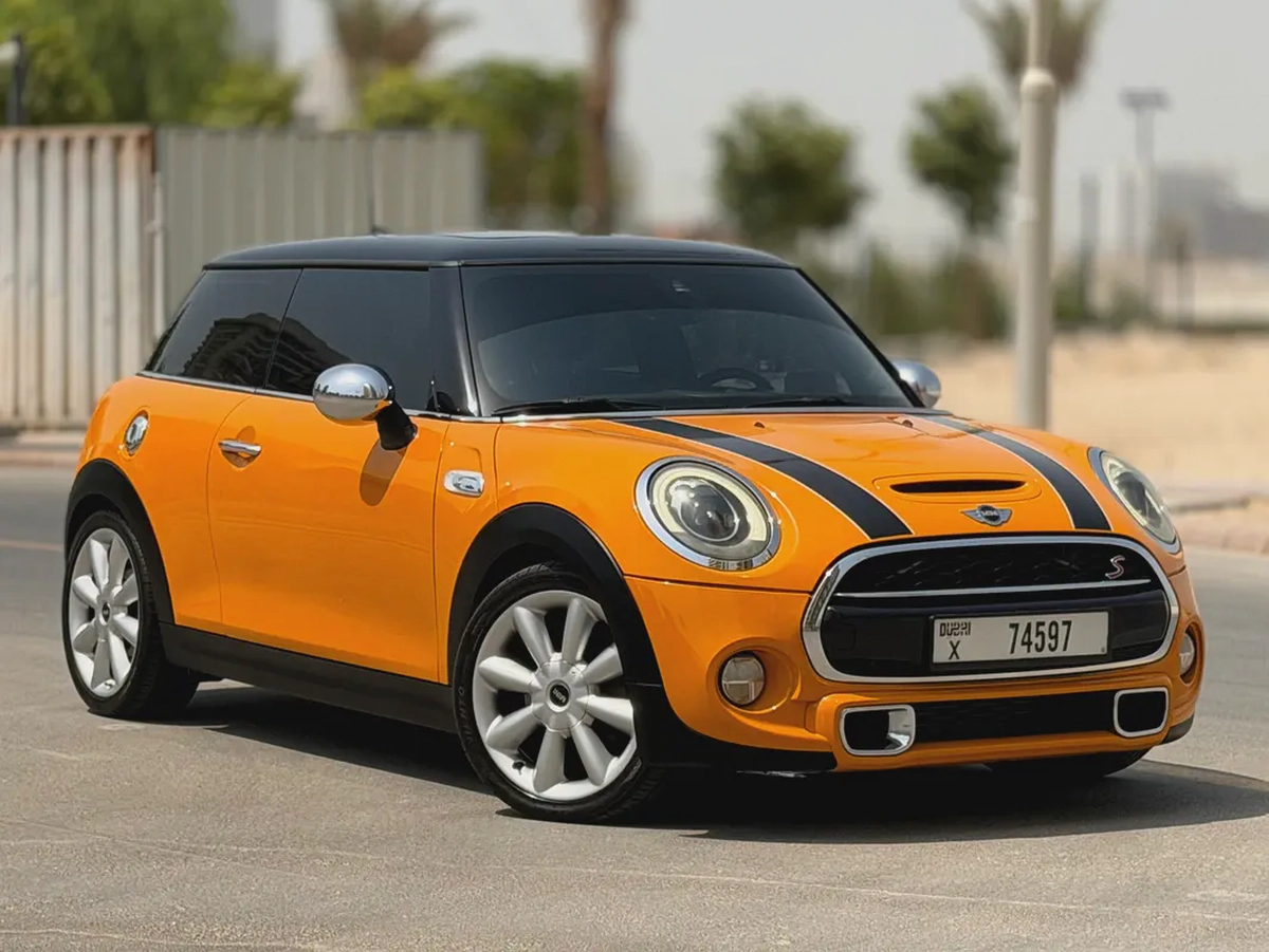 2014 MINI Cooper S | GCC Specs | Low Mileage-2-2