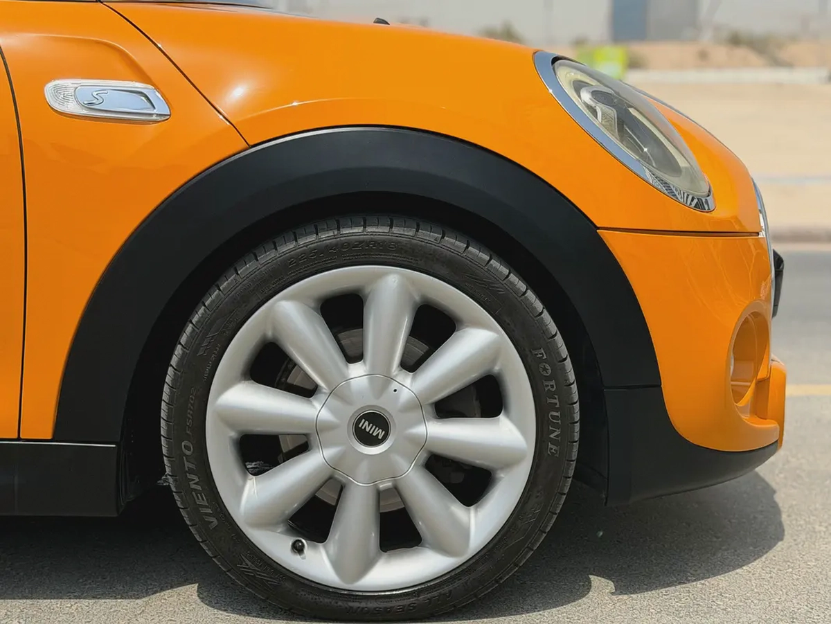 2014 MINI Cooper S | GCC Specs | Low Mileage-3-3