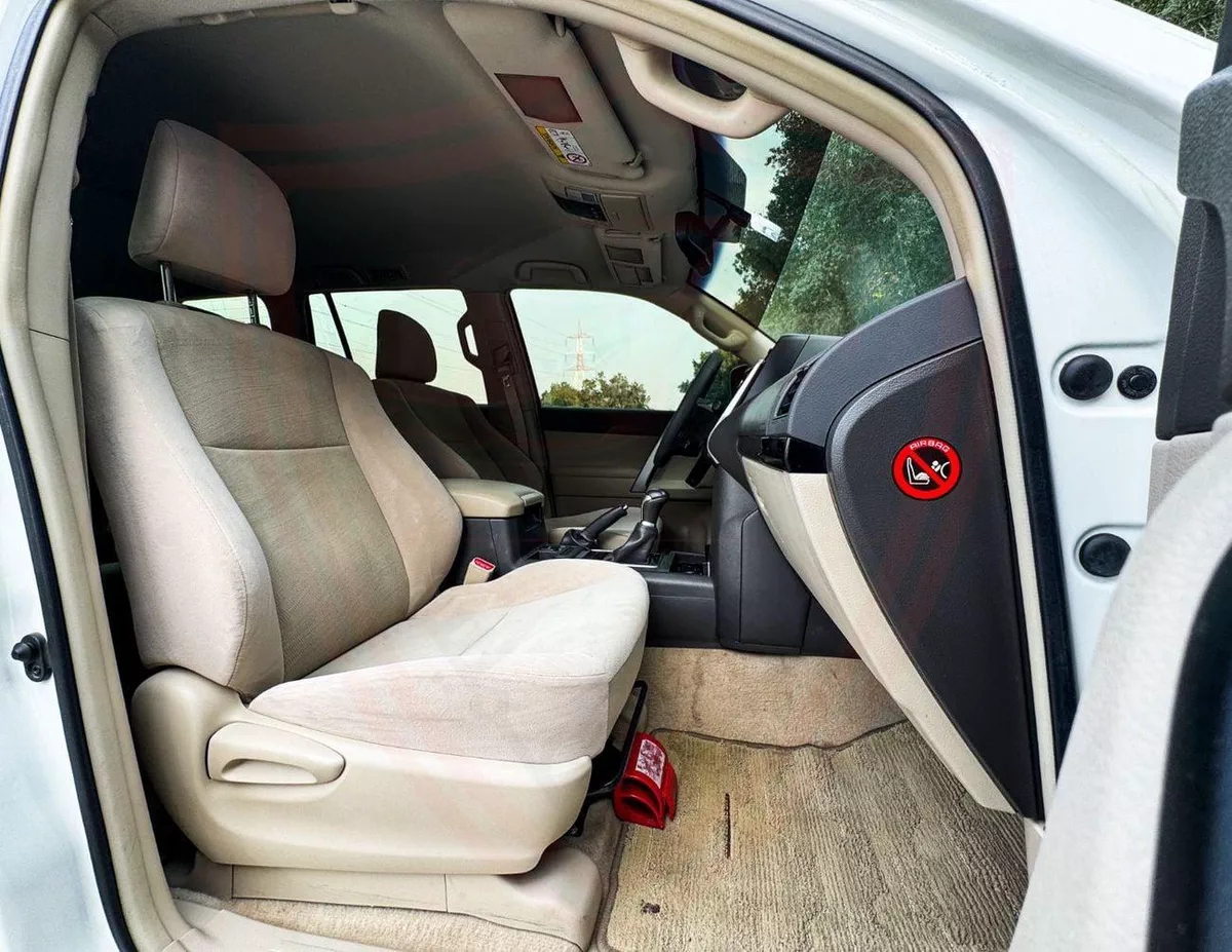 Toyota Prado EXR Toyota Prado | 4.0 L | 2019 | GCC | Accident-Free | In Excellent Condition | 2233 P.M-9-0