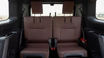 Toyota Prado GXR (LHD) TOYOTA PRADO 250 LUXURY + WX 2.8D AT MY2025 - BRONZE-14
