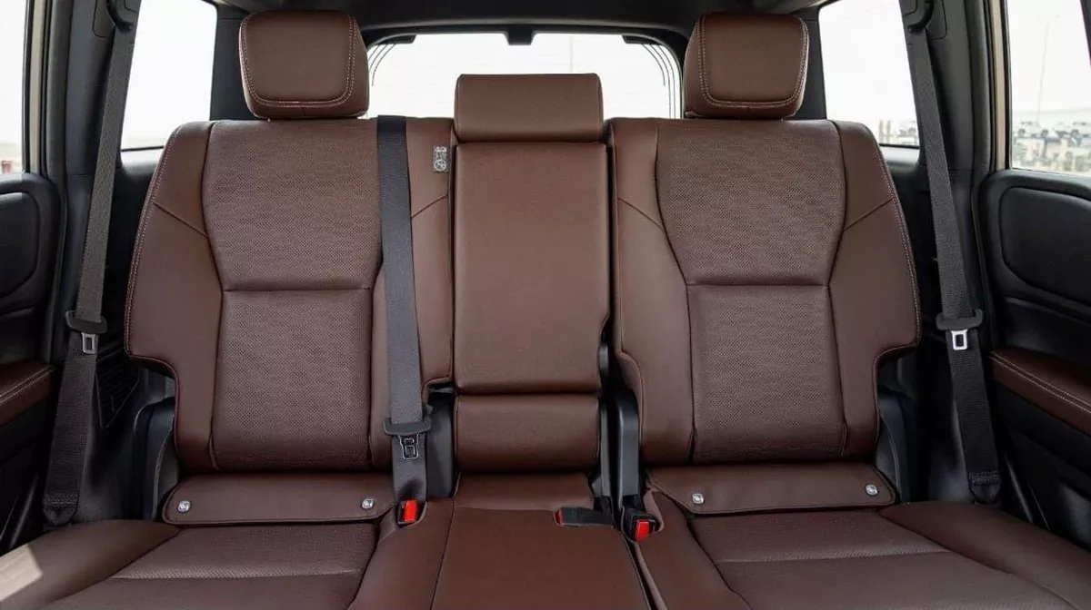 Toyota Prado GXR (LHD) TOYOTA PRADO 250 LUXURY + WX 2.8D AT MY2025 - BRONZE-12-0