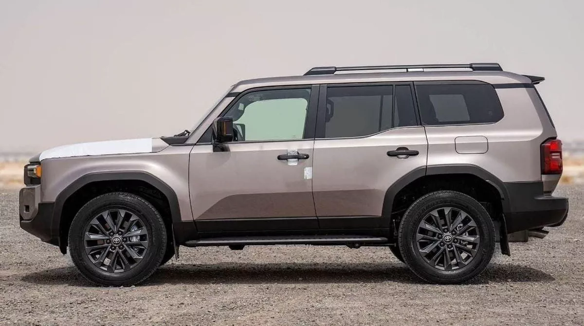 Toyota Prado GXR (LHD) TOYOTA PRADO 250 LUXURY + WX 2.8D AT MY2025 - BRONZE-2-0