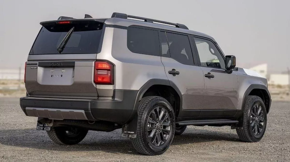 Toyota Prado GXR (LHD) TOYOTA PRADO 250 LUXURY + WX 2.8D AT MY2025 - BRONZE-3-0