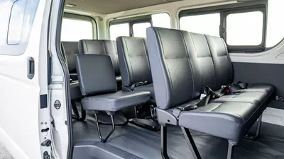 Toyota Hiace GL 2.7-17
