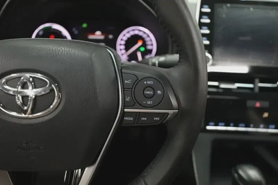 Toyota Avalon-12