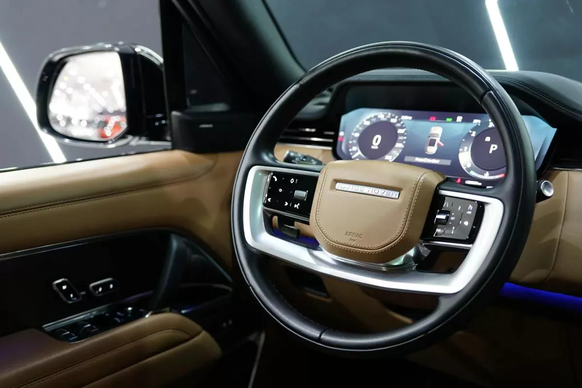 Land Rover Range Rover Vogue P400-3-3