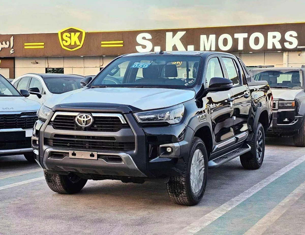 Toyota Hilux SR5 ADVENTURE / 4.0L V6 PETROL / 360 CAMERA / FR & REAR CAMERA / AUTO A.C (CODE # HADVKW)