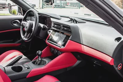 NISSAN Z PERFORMANCE | GCC SPES | 3.0-L  TWIN-TURBO  | UNDER WARRANTY-16