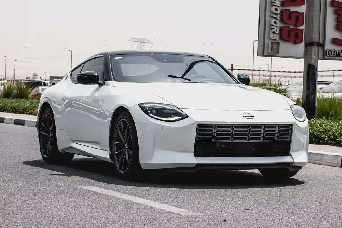 NISSAN Z PERFORMANCE | GCC SPES | 3.0-L  TWIN-TURBO  | UNDER WARRANTY