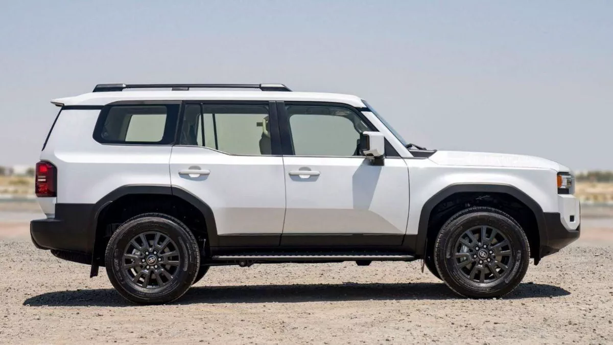 Toyota Prado GXR TOYOTA PRADO 250 TXL 2.8D AT MY2024 – WHITE-6-0