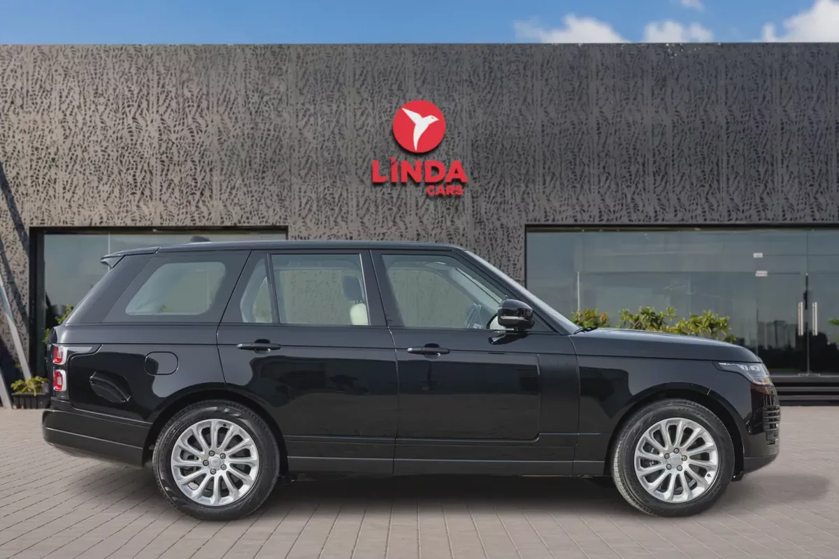 Land Rover Range Rover Long 2022-8-8