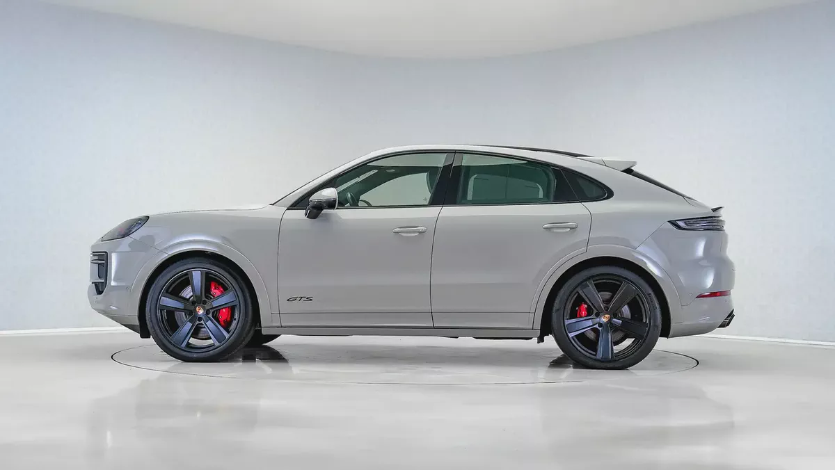 UAE's Very Best Example | AED 8,441 Per Month  | Low KM-9-9