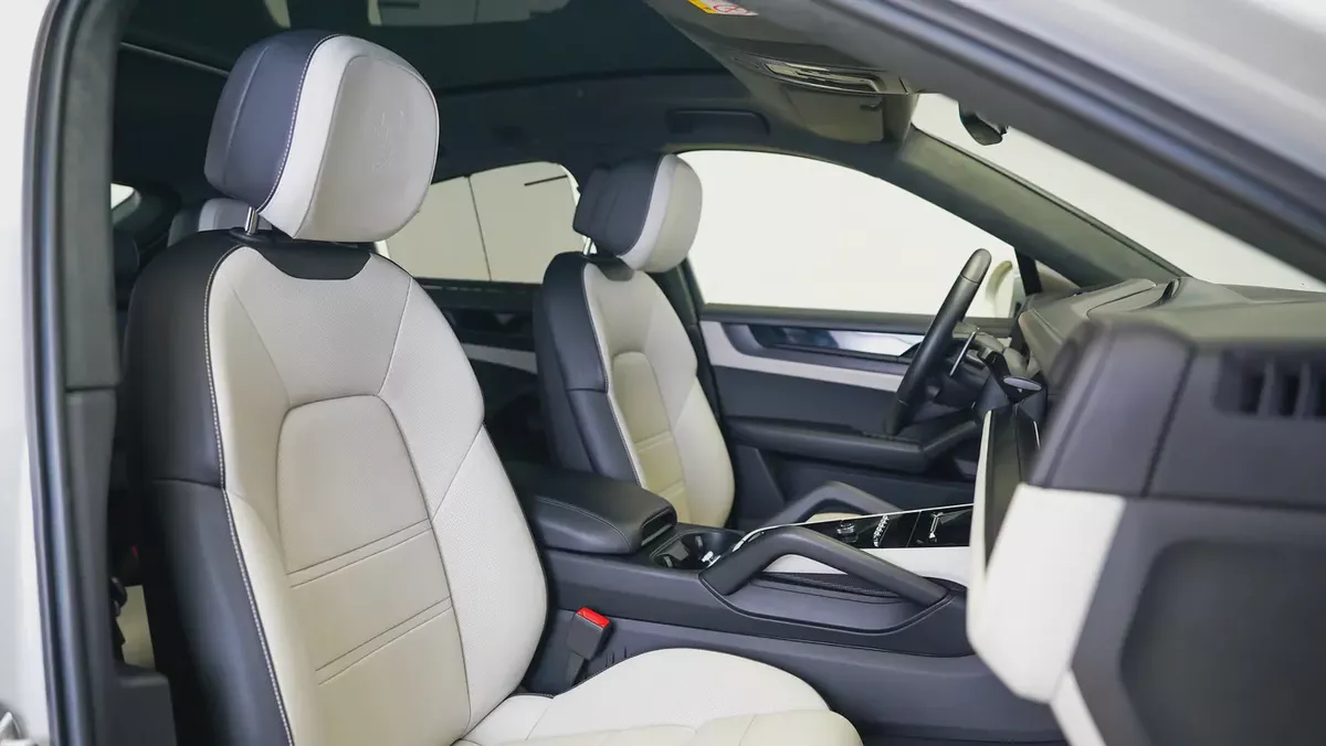 UAE's Very Best Example | AED 8,441 Per Month  | Low KM-4-4