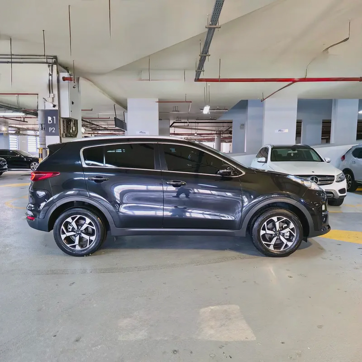 AGENCY SERVICE HISTORY PANORAMIC ROOF LEATHER SEAT CAMERA SCREEN FULL OPTION 2020 II GCC Specs-3-3