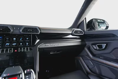 Lamborghini Urus-Exclusive Leather With Orange Stitching-Black Exterior Pack-23 Inch Black Rims-10
