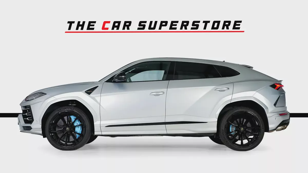 Lamborghini Urus-Exclusive Leather With Orange Stitching-Black Exterior Pack-23 Inch Black Rims-4-4